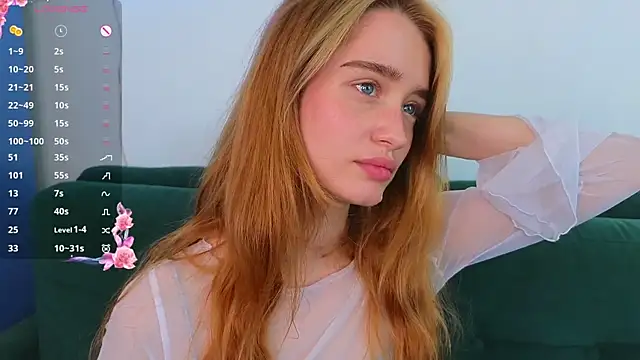 AliviaWithLove online show from July 21, 10:49 am
