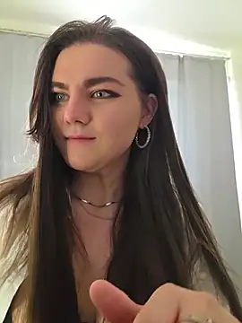 XenaBevy online show from July 17, 4:00 pm