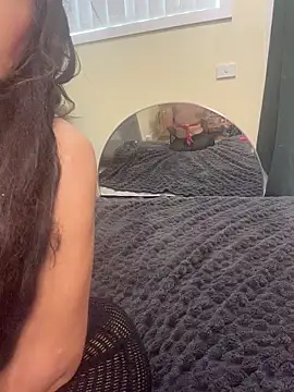lindalove692003 online show from June 7, 11:55 pm