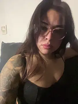 babeisabella online show from June 9, 2:22 am