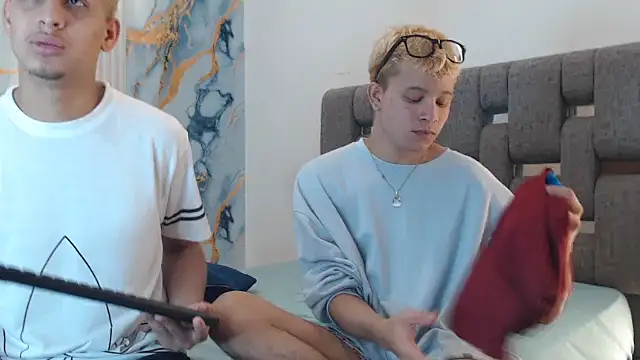 Thick cock guys online show from July 25, 1:40 pm