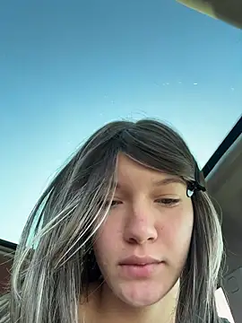 girl-Emily online show from July 16, 4:06 am