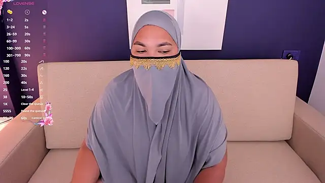 kitana habib online show from June 11, 2:25 pm