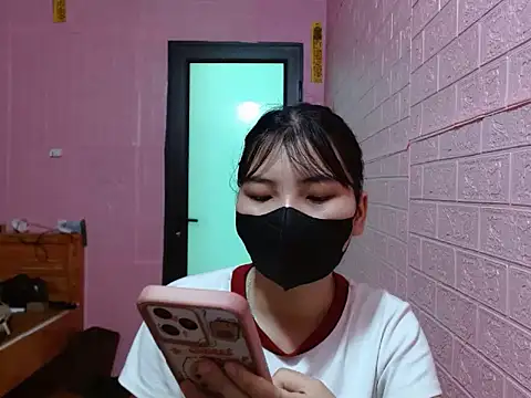 ThuyTien279 online show from July 16, 5:56 am
