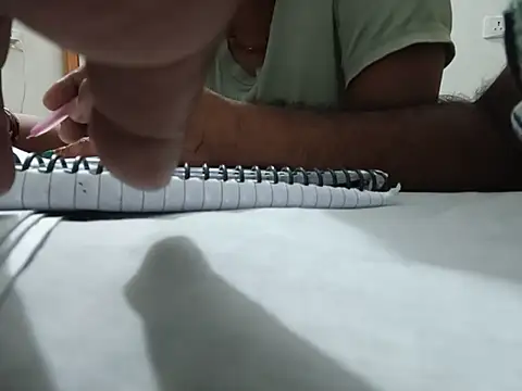 ranigupta72 online show from August 9, 5:27 pm