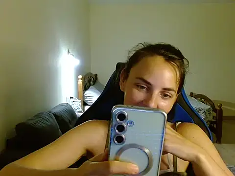 OliviaTheS online show from July 1, 8:19 pm