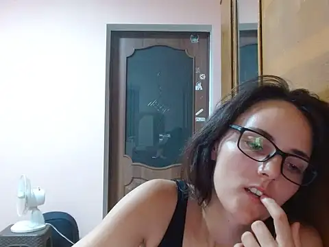 OliviaTheS online show from August 3, 10:26 pm