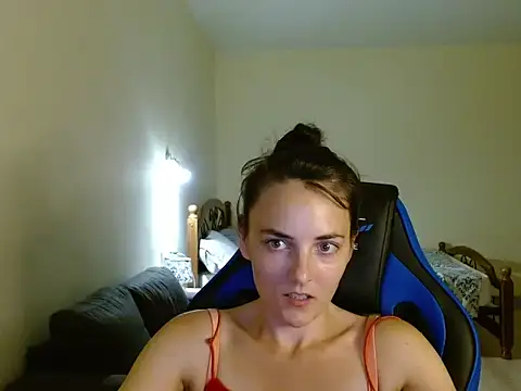 OliviaTheS online show from June 27, 8:04 pm