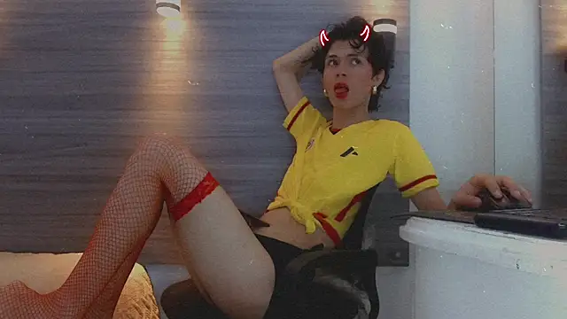 Jazmiin Rosee online show from July 3, 7:42 pm