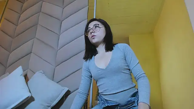 Eve auraa69 online show from July 11, 12:49 pm