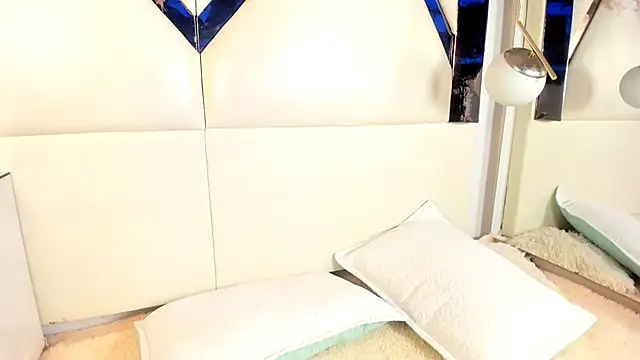 Kittyhart01 online show from July 28, 3:21 pm