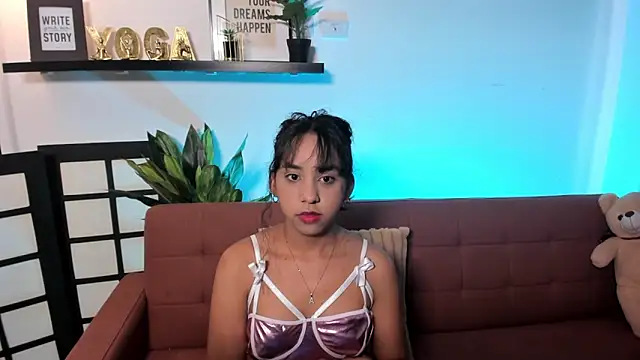 Ariana Ivers  online show from June 13, 2:36 pm