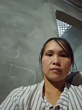 Lee sexyy online show from June 12, 1:41 pm