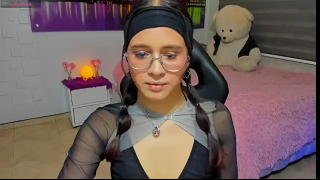 kumikoxxx online show from June 23, 4:54 am