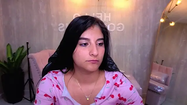 nyx kitty a online show from June 18, 9:14 am