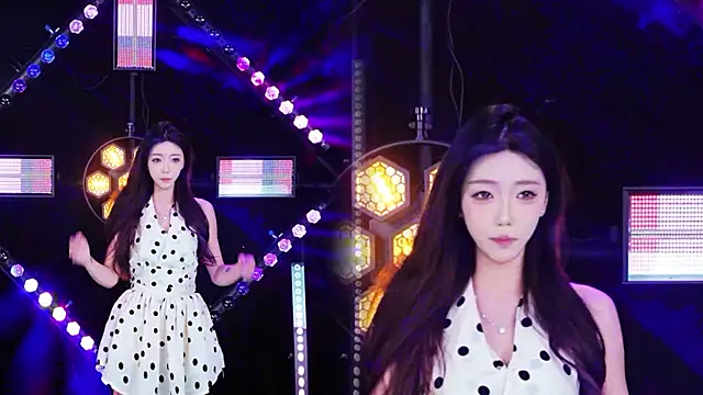 Alice-520 online show from July 29, 10:59 am