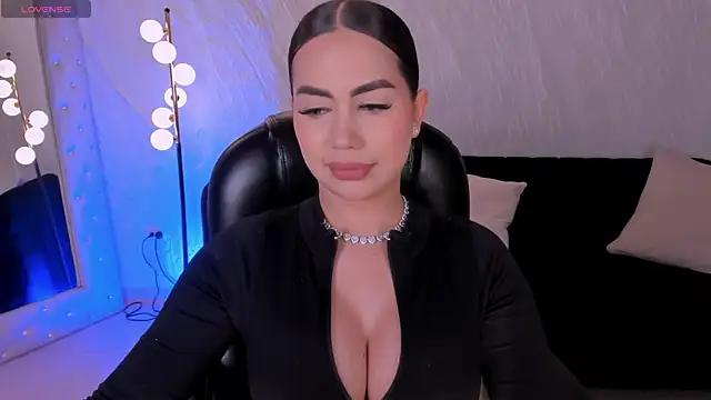 SabrinaMontclair online show from July 7, 9:06 pm