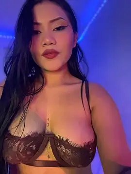 MaddyRuiz online show from July 1, 2:22 am