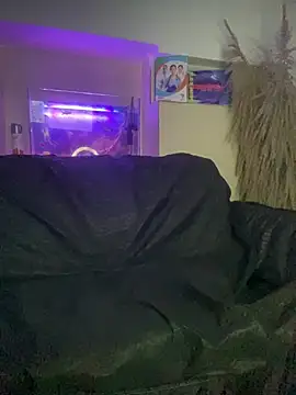 smeltboys online show from July 17, 4:06 am