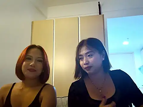 missceexx online show from June 25, 1:35 pm