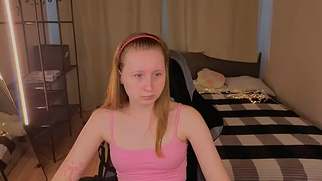 LiliTiny online show from July 31, 8:04 am