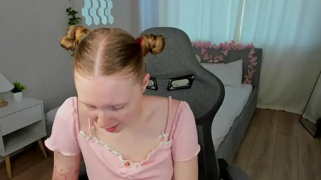 LiliTiny online show from July 23, 1:58 am