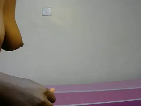 shypretty online show from July 19, 7:16 pm
