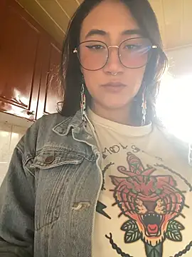 Trinity cat online show from June 24, 10:42 pm