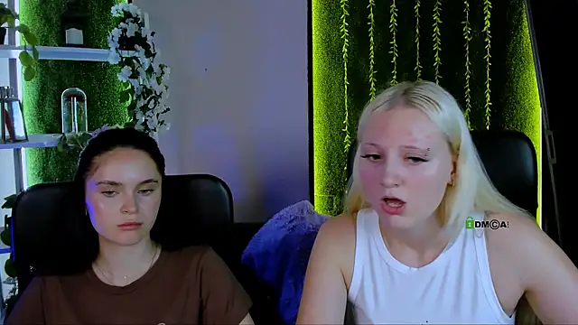 vanesa lux online show from July 3, 12:22 pm