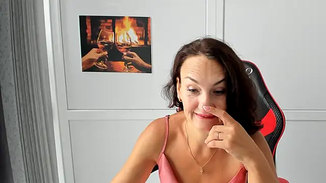 OliviaKateee online show from August 8, 10:12 am