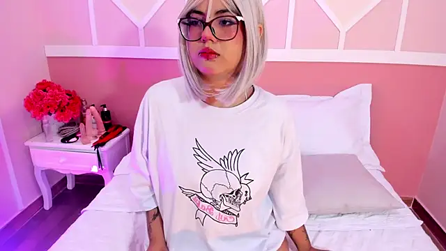   Izumii   online show from July 2, 2:23 pm