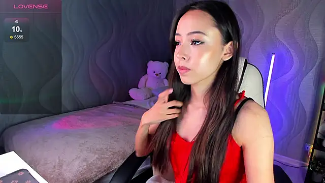 PlayfulPout online show from July 2, 3:45 am