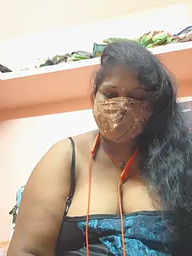 yalini1431 online show from June 23, 9:24 pm