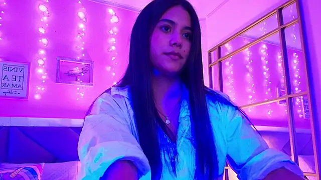 luna connors online show from June 23, 9:02 pm