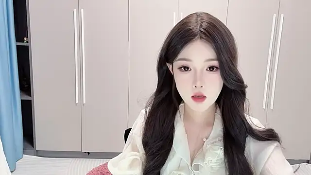 QOiio online show from July 3, 1:00 am