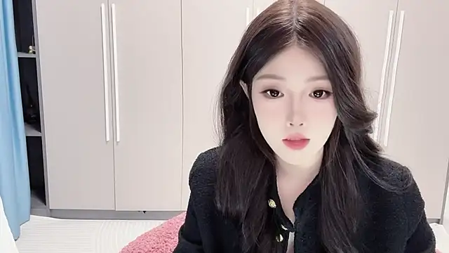 QOiio online show from July 1, 8:03 am
