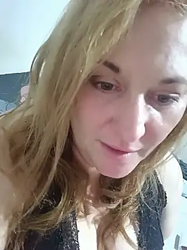 gatalora online show from July 8, 5:37 pm