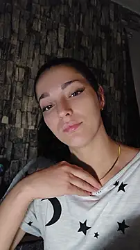 Eda kiss online show from July 10, 1:33 pm