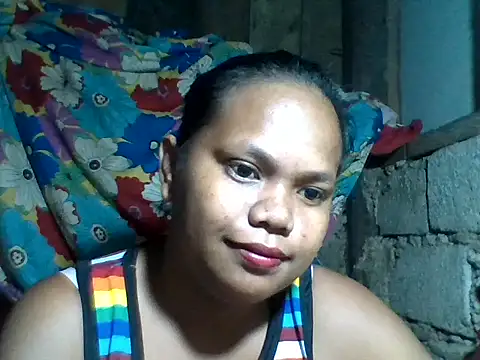 HotYangLady25 online show from July 3, 6:36 pm