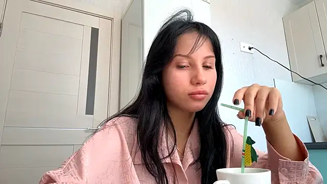 FizzingCatty online show from July 1, 12:04 pm