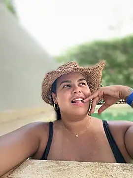 AliceStarshine online show from December 19, 8:01 pm