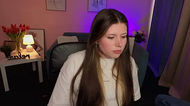 LilyHarttt online show from July 11, 2:50 pm