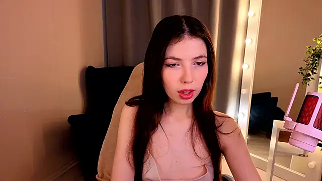 janelorense online show from July 21, 5:41 am