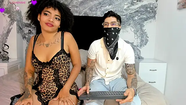 ErickAndSasha online show from July 12, 5:03 pm