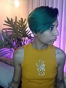 MadisonCollins026 online show from July 18, 3:47 pm