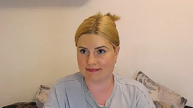 alisenties online show from June 28, 3:18 pm