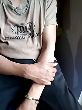 30yearr online show from July 18, 11:35 am