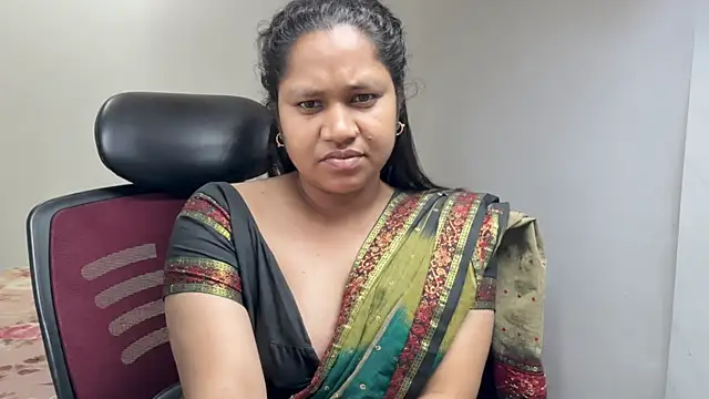 SAmirahha Bano11 online show from July 15, 6:45 pm