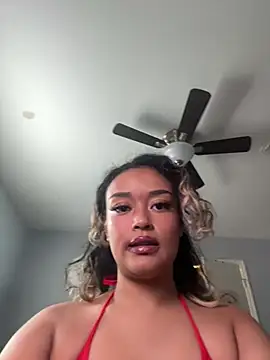 worldssmallestviola online show from July 25, 8:38 pm