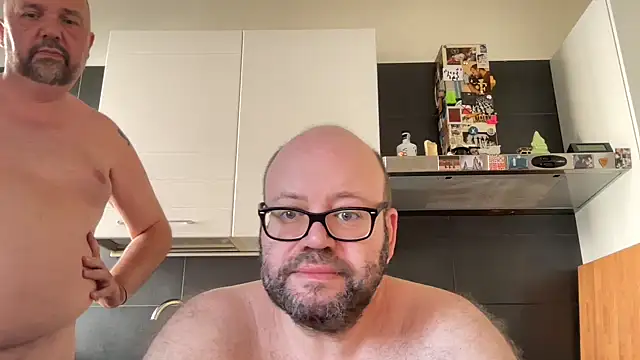 theitalianbear online show from August 9, 3:26 pm